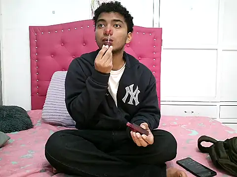 Snapshot of philipsex28 chatting on February 2026 01:34:01 AM philipsex28 online show from February 2026 01:34:01 AM