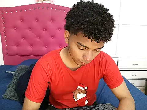 Snapshot of philipsex28 chatting on February 2026 02:22:01 AM philipsex28 online show from February 2026 02:22:01 AM