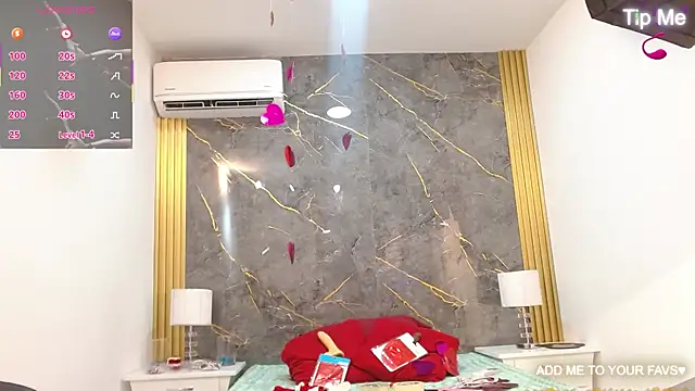 JORDAN MOOR online show from February 2026 08:27:01 PM