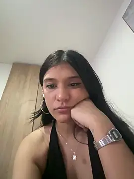 Snapshot of Karlaxmau chatting on April 2026 01:21:01 AM Karlaxmau online show from April 2026 01:21:01 AM