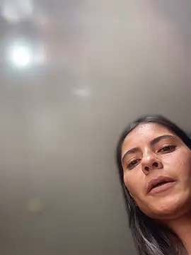 Snapshot of Esperanza_GS chatting on June 2026 06:14:01 PM Esperanza GS online show from June 2026 06:14:01 PM