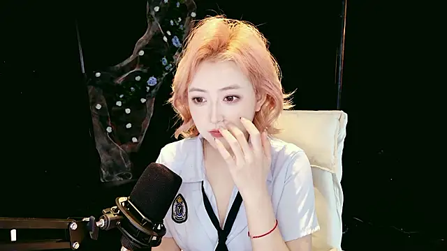 Snapshot of Lady-Mia777 chatting on February 2026 02:53:01 AM Lady-Mia777 online show from February 2026 02:53:01 AM