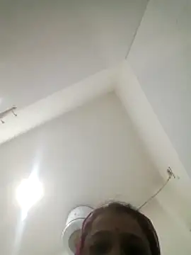 Snapshot of khushi_rawat chatting on February 2026 01:43:01 AM khushi rawat online show from February 2026 01:43:01 AM