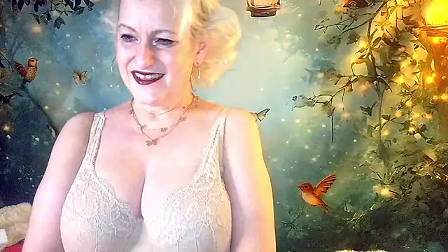 Snapshot of Blondie_the_librarian chatting on June 2026 02:23:01 AM Blondie the librarian online show from June 2026 02:23:01 AM