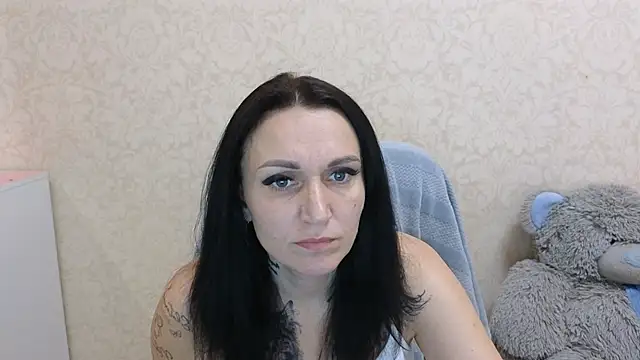 LalyaSkyy online show from February 2026 05:47:02 AM