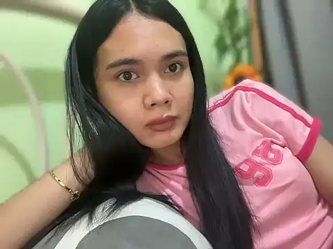 Snapshot of devine_goddess chatting on February 2026 11:21:01 AM devine goddess online show from February 2026 11:21:01 AM