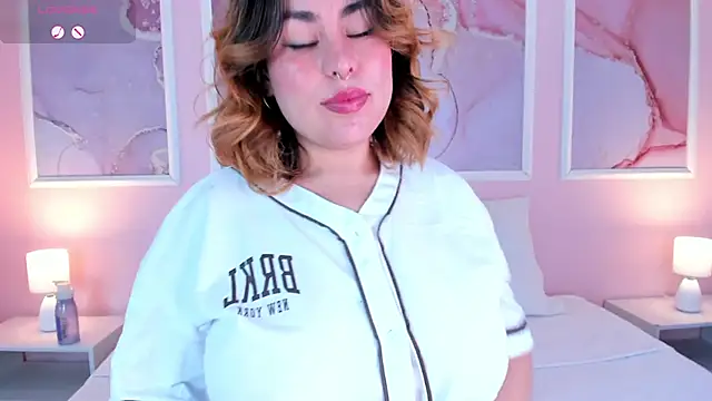 Kennya Rodriguez online show from February 2026 04:05:02 AM