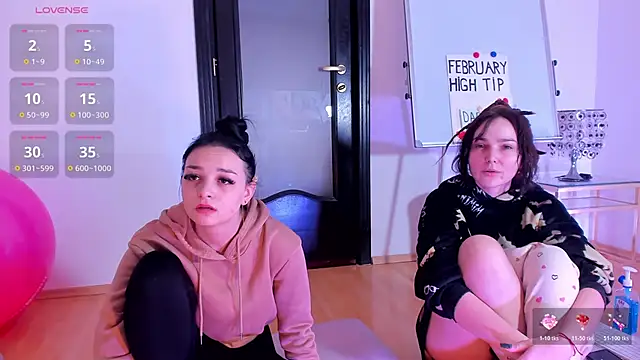 Snapshot of Peanaughty chatting on February 2026 10:05:01 AM Peanaughty online show from February 2026 10:05:01 AM