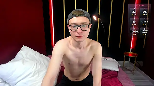 Snapshot of Emmit_Barker chatting on June 2026 09:05:02 PM Emmit Barker online show from June 2026 09:05:02 PM