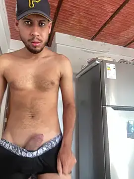 alrricmo online show from February 2026 07:54:01 PM