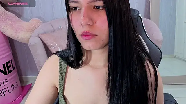 Isabellanoir a online show from February 2026 07:51:02 PM