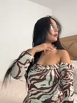 Snapshot of Lucianaaguzman chatting on February 2026 09:05:02 PM Lucianaaguzman online show from February 2026 09:05:02 PM