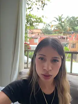 Mia Rosee1 online show from May 2026 10:51:01 PM