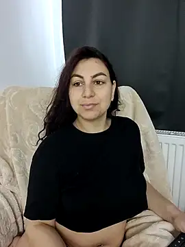 Snapshot of AbellaDesiree chatting on April 2026 04:46:02 AM AbellaDesiree online show from April 2026 04:46:02 AM