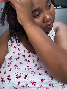 Snapshot of MeekyCurvyAss chatting on February 2026 11:11:02 AM MeekyCurvyAss online show from February 2026 11:11:02 AM