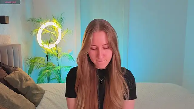 Snapshot of CassieReborn chatting on March 2026 05:15:01 PM CassieReborn online show from March 2026 05:15:01 PM