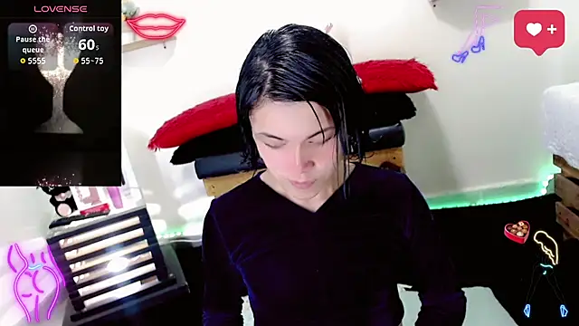 Snapshot of NathalialLooes chatting on February 2026 05:50:01 AM NathalialLooes online show from February 2026 05:50:01 AM