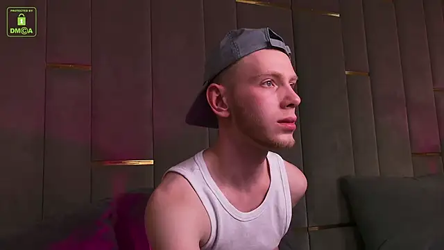 Snapshot of ZidNevil chatting on February 2026 08:24:02 PM ZidNevil online show from February 2026 08:24:02 PM