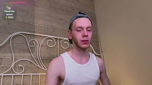 Snapshot of ZidNevil chatting on February 2026 08:29:02 PM ZidNevil online show from February 2026 08:29:02 PM