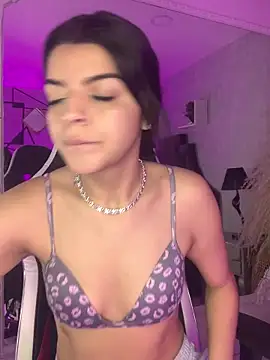 KarelyMitchel online show from April 2026 12:54:01 PM