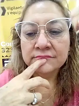 Snapshot of JULIETA_21- chatting on March 2026 12:11:01 PM JULIETA 21- online show from March 2026 12:11:01 PM