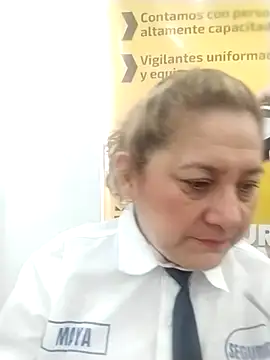 Snapshot of JULIETA_21- chatting on April 2026 12:43:01 PM JULIETA 21- online show from April 2026 12:43:01 PM