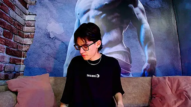 Snapshot of Jax_valentine chatting on February 2026 05:16:02 PM Jax valentine online show from February 2026 05:16:02 PM