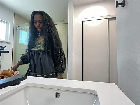 Anadia Starr online show from April 2026 12:15:02 AM