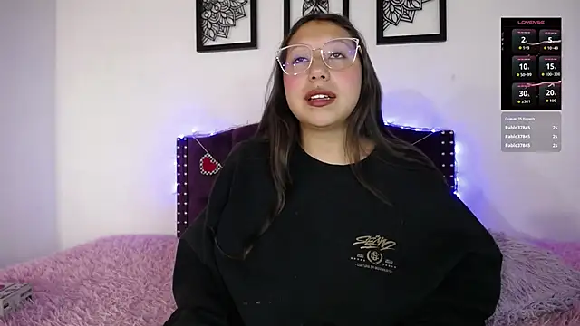 Snapshot of sienna_rose_pym chatting on February 2026 12:20:02 PM sienna rose pym online show from February 2026 12:20:02 PM