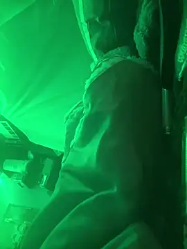 ThridLegTj online show from April 2026 12:29:02 PM