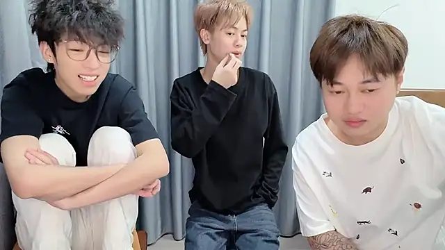 No 1MiaoMiao-Kk online show from February 2026 11:37:02 AM