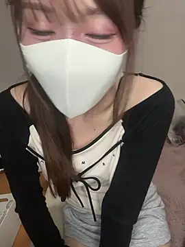 Snapshot of momo_mm chatting on May 2026 12:57:02 PM momo mm online show from May 2026 12:57:02 PM