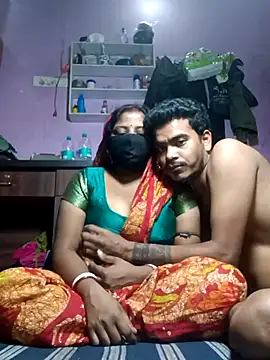 Snapshot of Fetish-Couple2 chatting on March 2026 11:17:02 AM Fetish-Couple2 online show from March 2026 11:17:02 AM