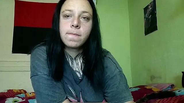 Snapshot of MillaSourety chatting on June 2026 07:43:02 AM MillaSourety online show from June 2026 07:43:02 AM