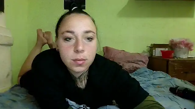 Snapshot of MillaSourety chatting on July 2026 09:18:01 PM MillaSourety online show from July 2026 09:18:01 PM