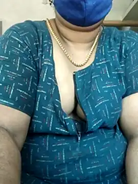 Snapshot of Tamil_Devasri chatting on April 2026 07:28:01 AM Tamil Devasri online show from April 2026 07:28:01 AM