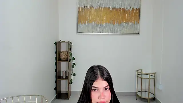 Emilia harpper online show from February 2026 12:11:01 PM