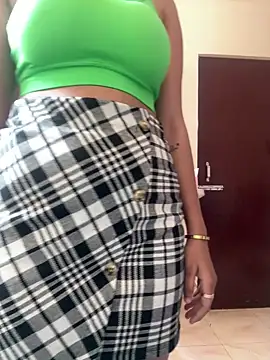 kavyababy00 online show from February 2026 05:41:01 AM