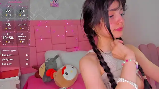 Snapshot of dolly_kitter chatting on April 2026 05:30:01 PM dolly kitter online show from April 2026 05:30:01 PM