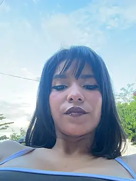 Snapshot of Kitty_Wild_19 chatting on July 2026 10:45:01 PM Kitty Wild 19 online show from July 2026 10:45:01 PM