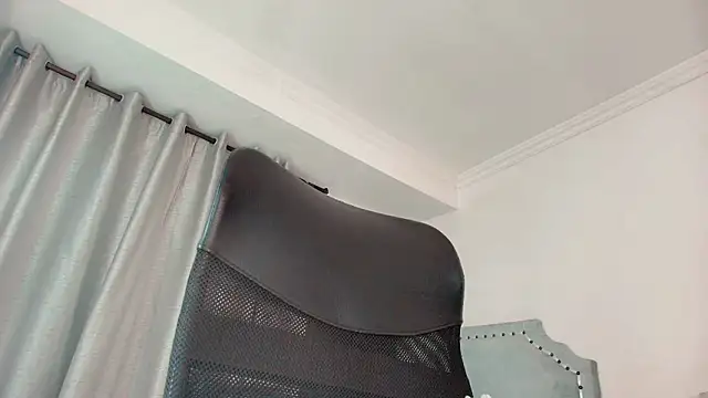 paulina ponce online show from February 2026 06:40:02 AM