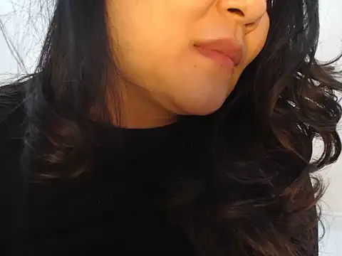 Snapshot of Thu_Hanoi_sweet_2026 chatting on February 2026 03:44:01 PM Thu Hanoi sweet 2026 online show from February 2026 03:44:01 PM