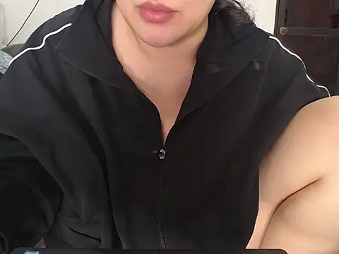 Snapshot of Thu_Hanoi_sweet_2026 chatting on February 2026 04:47:02 PM Thu Hanoi sweet 2026 online show from February 2026 04:47:02 PM