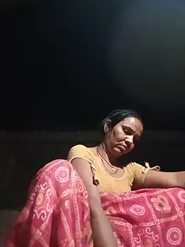 Snapshot of Muskan44s chatting on May 2026 09:32:01 PM Muskan44s online show from May 2026 09:32:01 PM