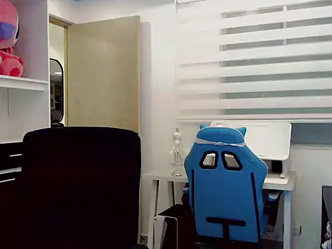 duvisex19 online show from February 2026 12:40:02 AM