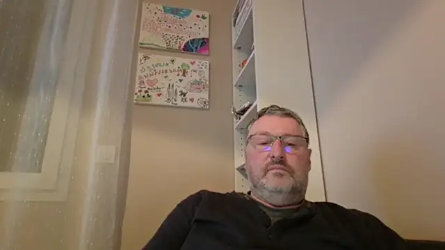 Snapshot of doudou310 chatting on February 2026 05:37:01 AM doudou310 online show from February 2026 05:37:01 AM