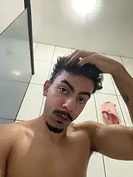 Snapshot of menoquarenta chatting on April 2026 12:00:02 PM menoquarenta online show from April 2026 12:00:02 PM