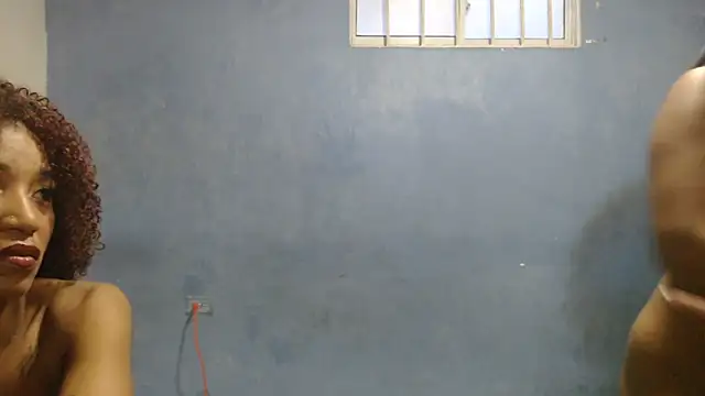 Snapshot of mamacitasxxx chatting on February 2026 07:09:02 PM mamacitasxxx online show from February 2026 07:09:02 PM