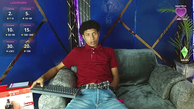 Walkers05 online show from April 2026 06:04:02 PM