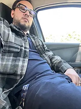 latinocalientehot online show from April 2026 11:34:01 AM